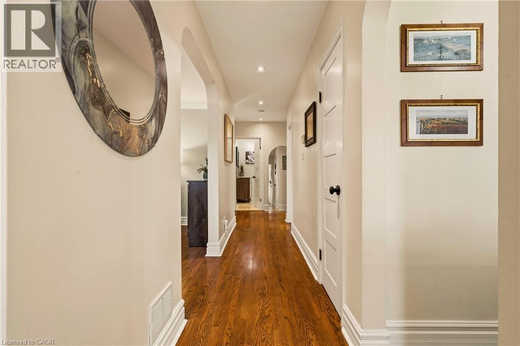 38 Parker Avenue, Ancaster, Ontario  L9G 1A7 - Photo 6 - 40813604