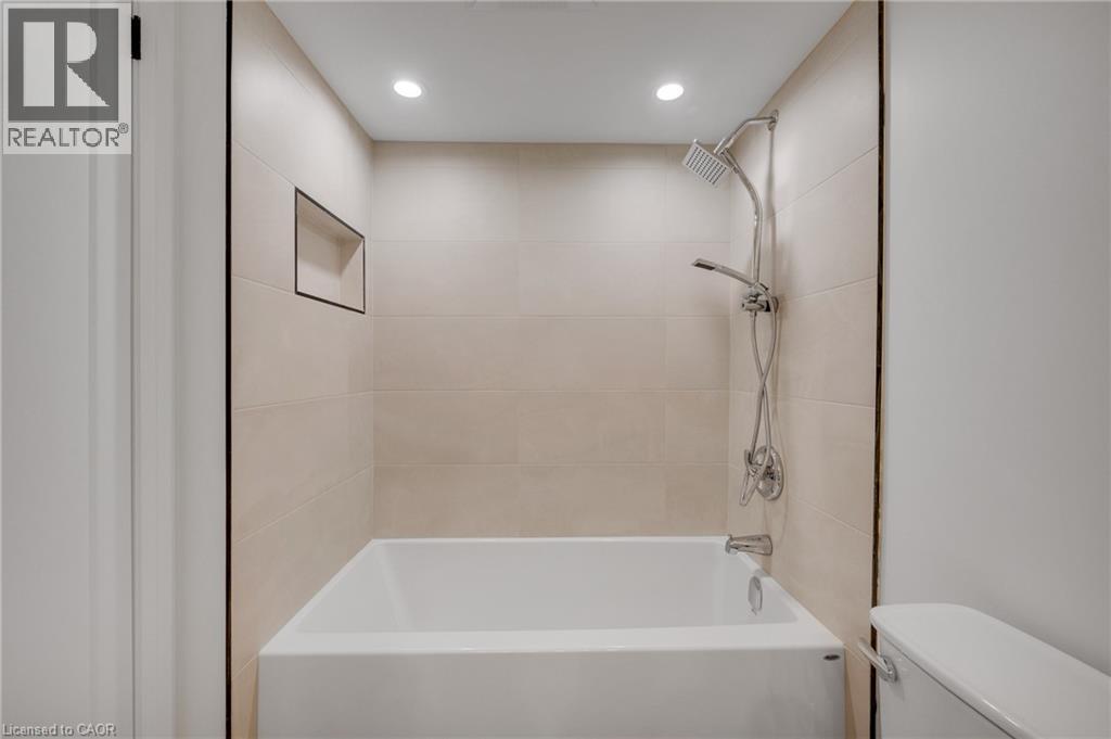 1339 Augustine Drive, Burlington, Ontario  L7P 2M9 - Photo 14 - 40822282