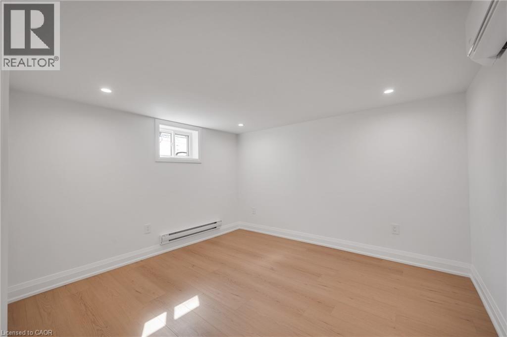 1339 Augustine Drive, Burlington, Ontario  L7P 2M9 - Photo 18 - 40822282