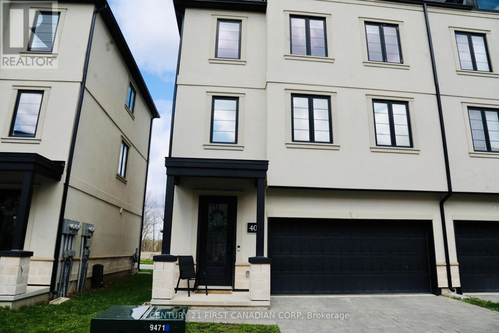 409 Callaway Road, London North, Ontario  N6G 2N1 - Photo 2 - X13018780