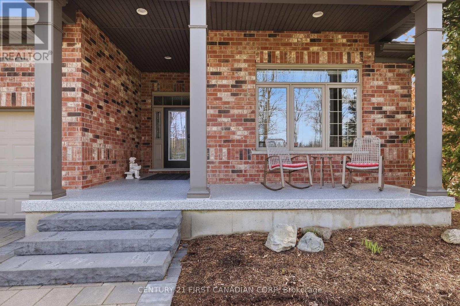 1307 Sandy Somerville Drive, London South, Ontario  N6K 5R4 - Photo 3 - X13018814