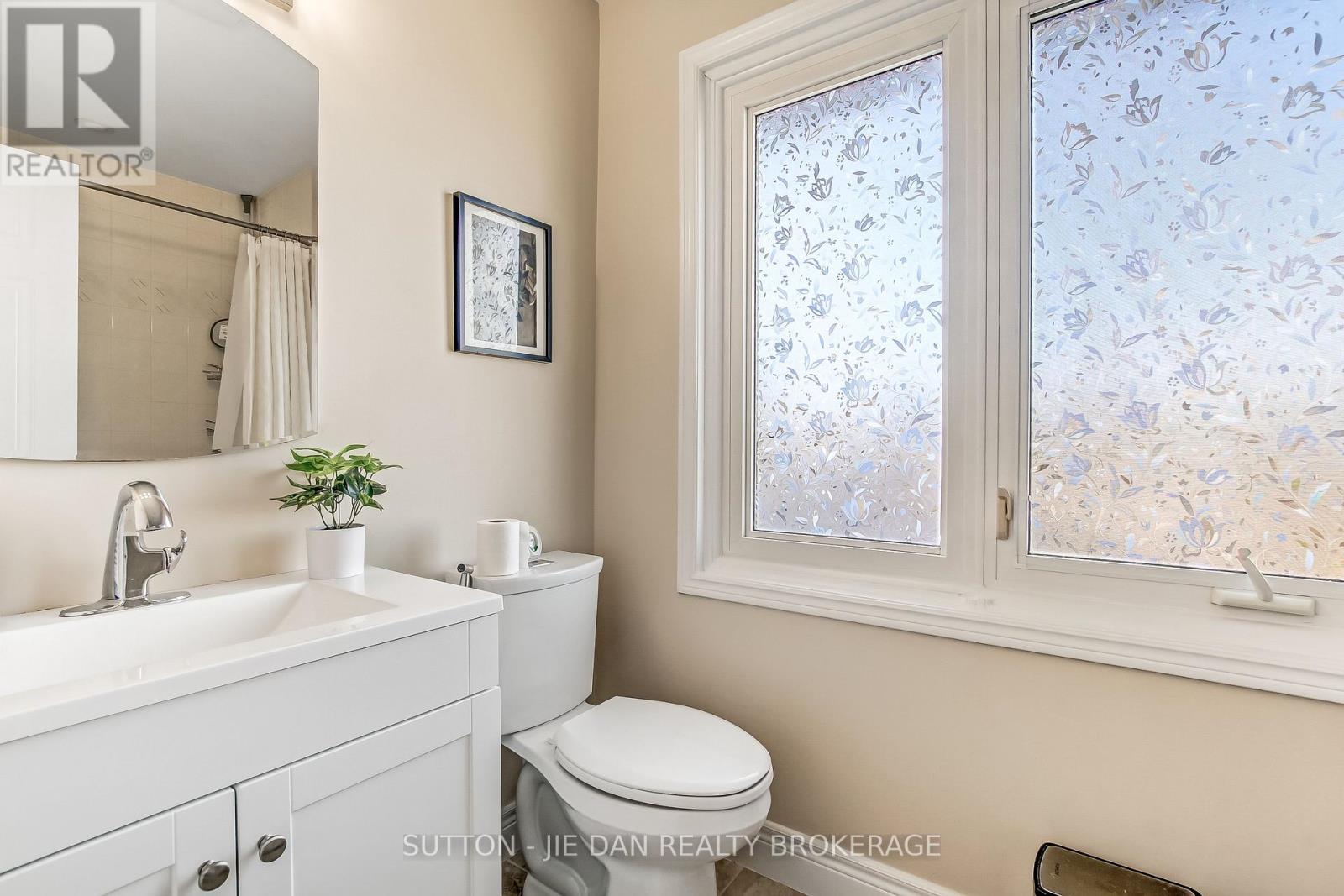 62 Barrydale Crescent, London North, Ontario  N6G 2X4 - Photo 23 - X13018898