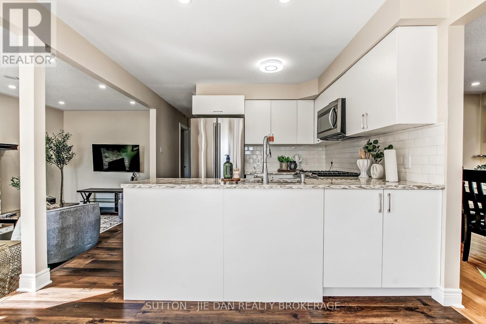 62 Barrydale Crescent, London North, Ontario  N6G 2X4 - Photo 8 - X13018898