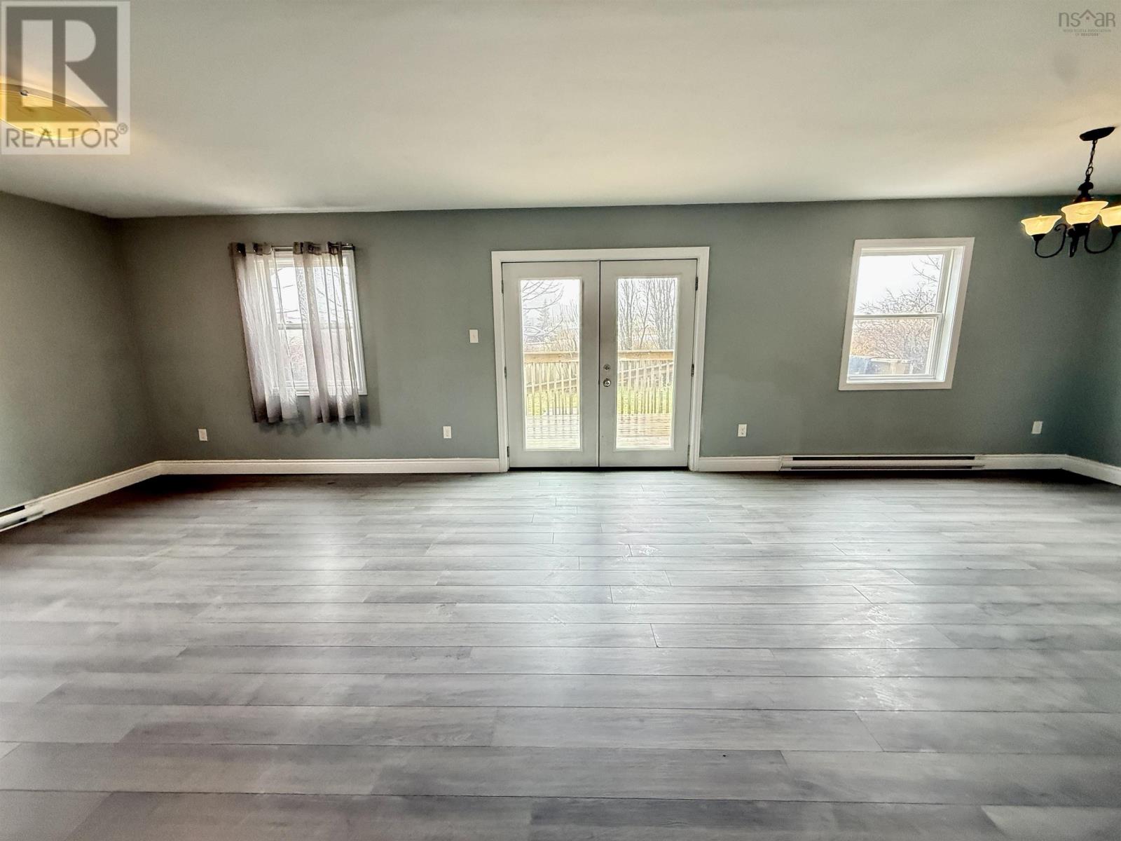 39 Irving Street, Dartmouth, Nova Scotia  B2W 1K1 - Photo 4 - 202607941