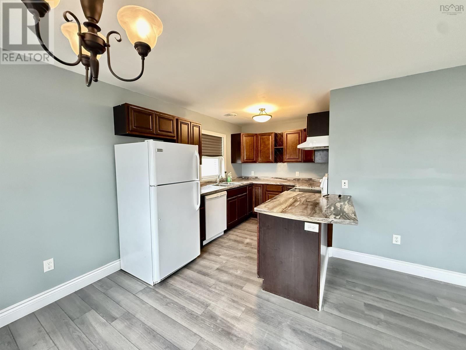 39 Irving Street, Dartmouth, Nova Scotia  B2W 1K1 - Photo 7 - 202607941