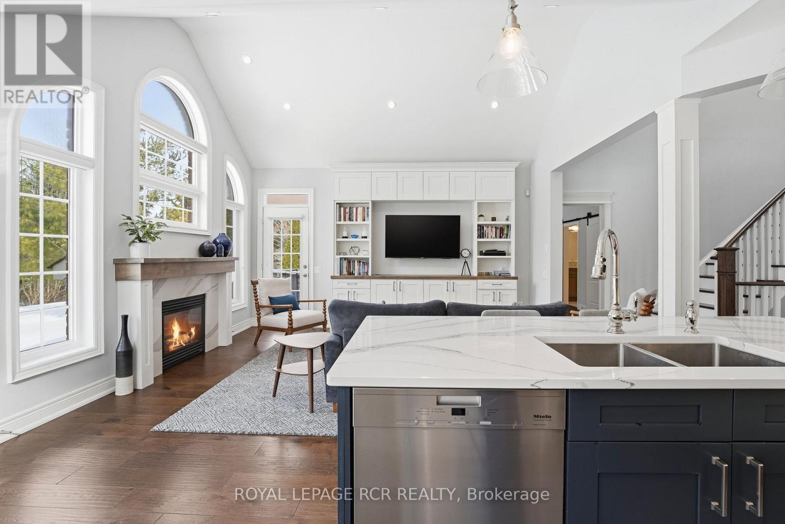 107 - 16 Bonnell Crescent, Aurora, Ontario  L4G 7S8 - Photo 12 - N12860620