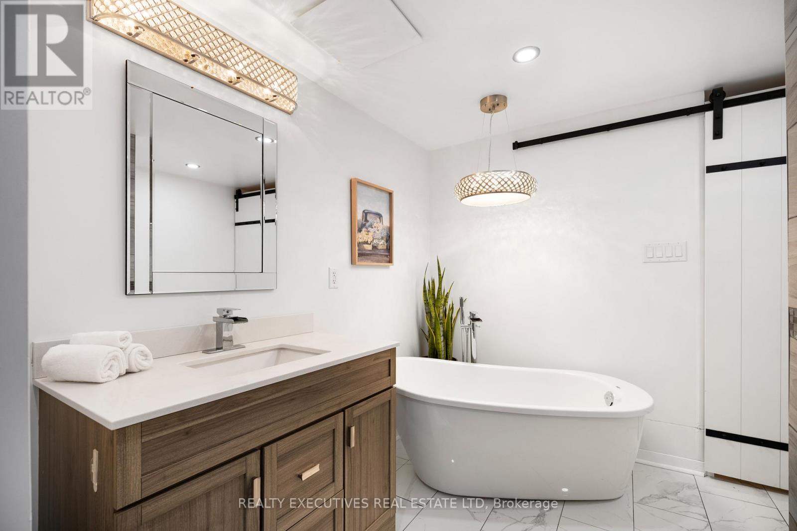 416 Main Street, North Dundas, Ontario  K0C 2K0 - Photo 10 - X13018908