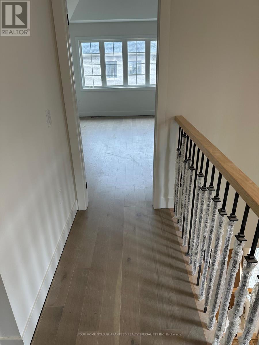 95 Calypso Avenue, Springwater, Ontario  L0L 1Y3 - Photo 21 - S12481546