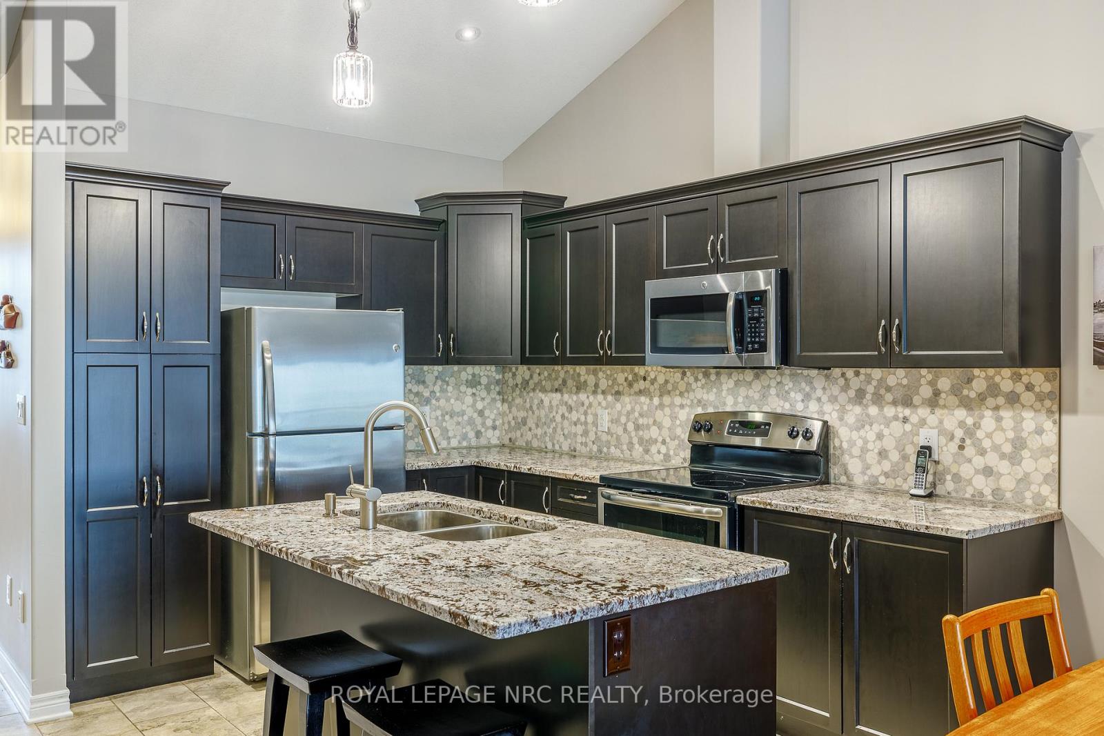 35 - 9440 Eagle Ridge Drive, Niagara Falls, Ontario  L2H 0G3 - Photo 13 - X13018652