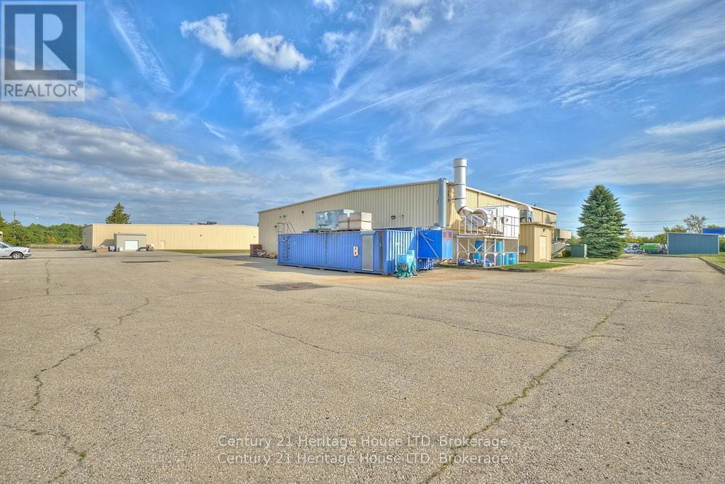 1360 Commerce Parkway, Fort Erie, Ontario  L2A 5M4 - Photo 3 - X13018892