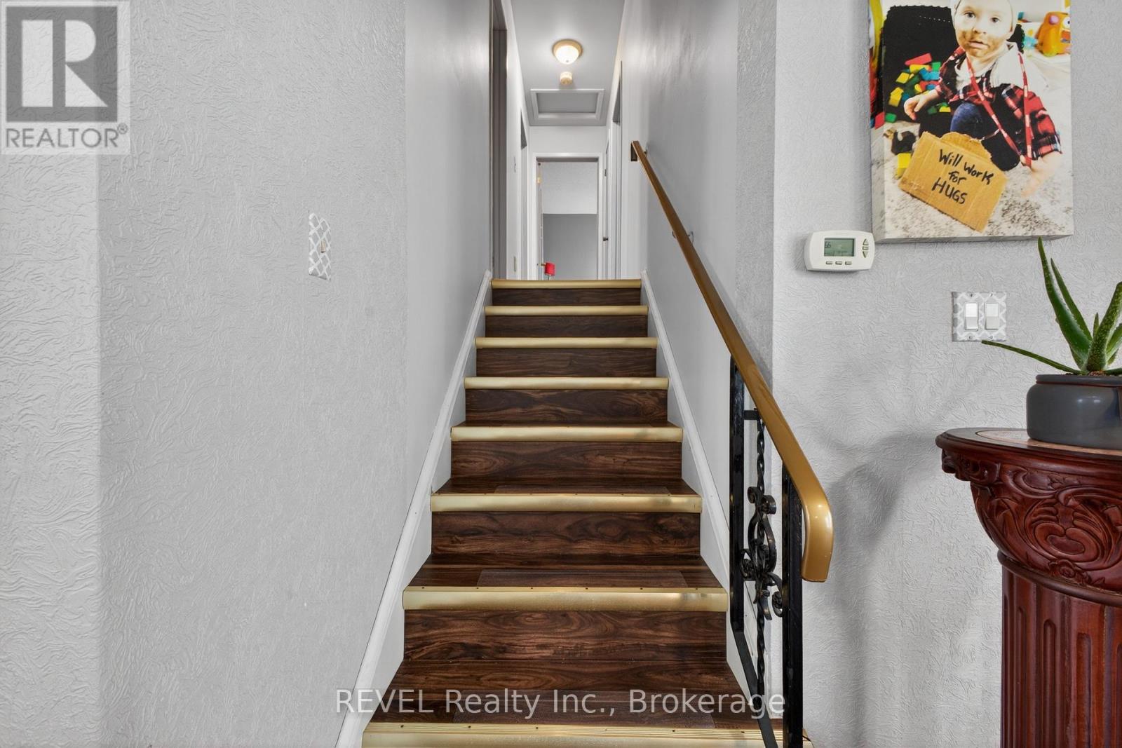 698 Daytona Drive, Fort Erie, Ontario  L2A 4Z6 - Photo 14 - X13018946