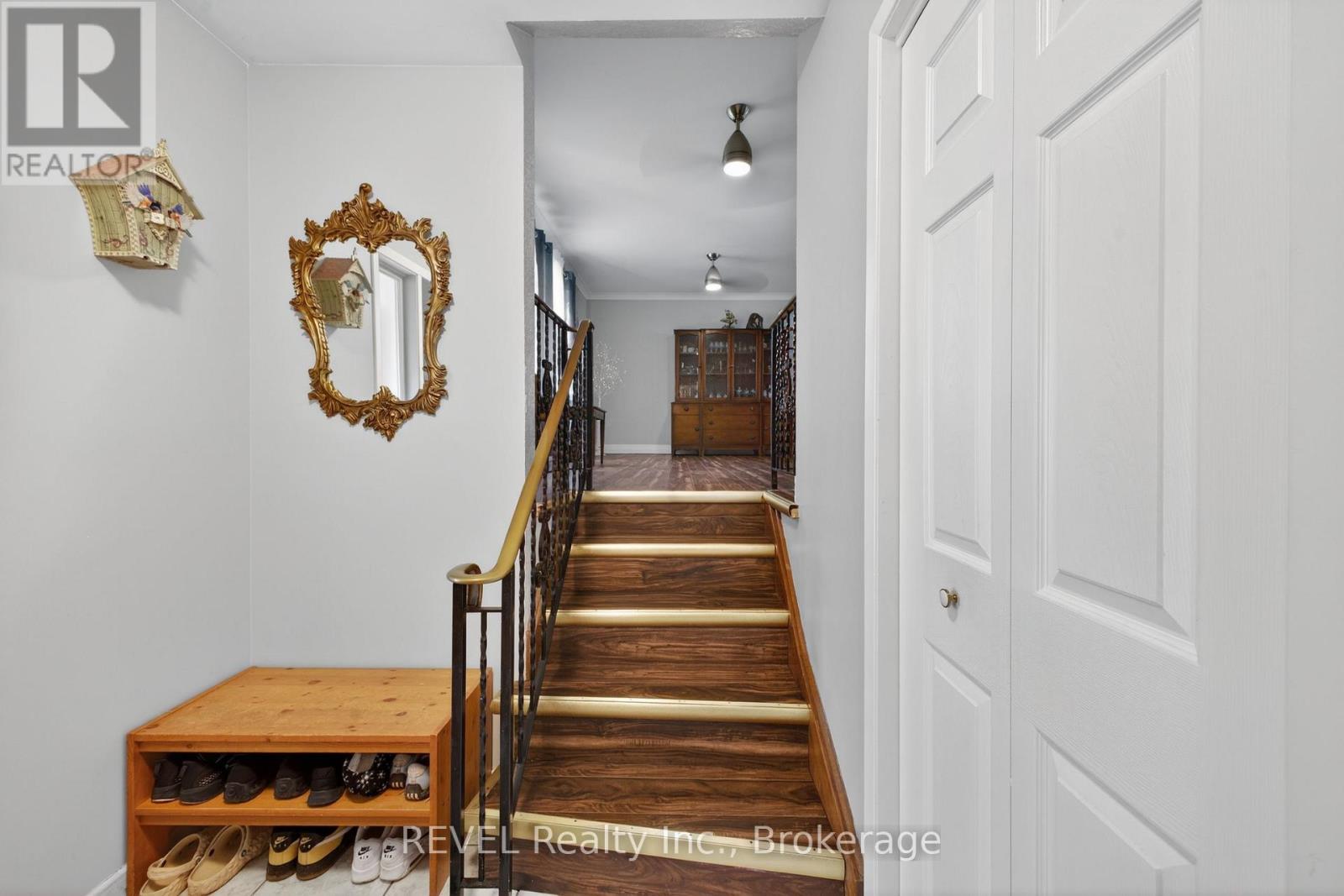 698 Daytona Drive, Fort Erie, Ontario  L2A 4Z6 - Photo 7 - X13018946