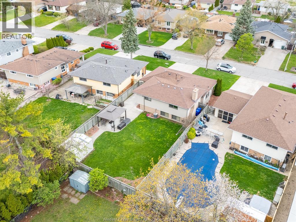 9535 Chestnut Drive, Windsor, Ontario  N8R 1G9 - Photo 8 - 26008522