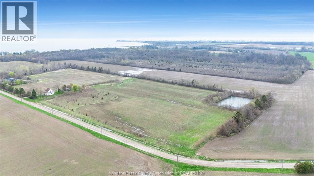 119 Victoria, Pelee Island, Ontario  N0R 1M0 - Photo 3 - 26008334