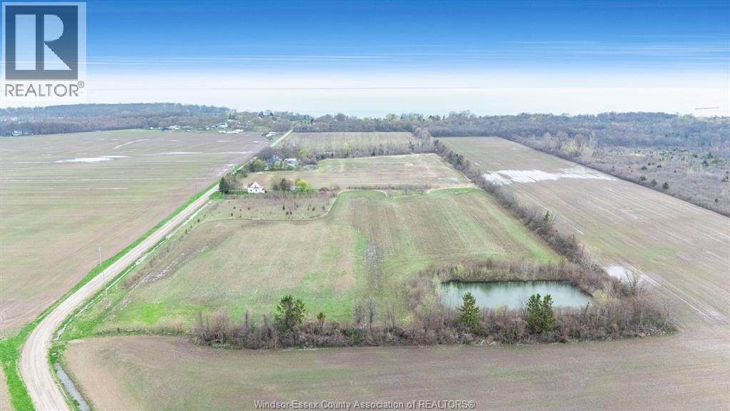 119 Victoria, Pelee Island, Ontario  N0R 1M0 - Photo 4 - 26008334