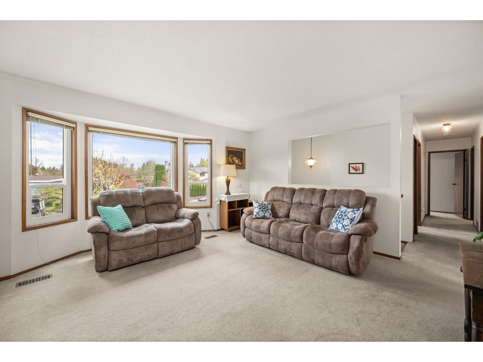 9315 213 Street, Langley, British Columbia  V1M 1Z6 - Photo 7 - R3112451