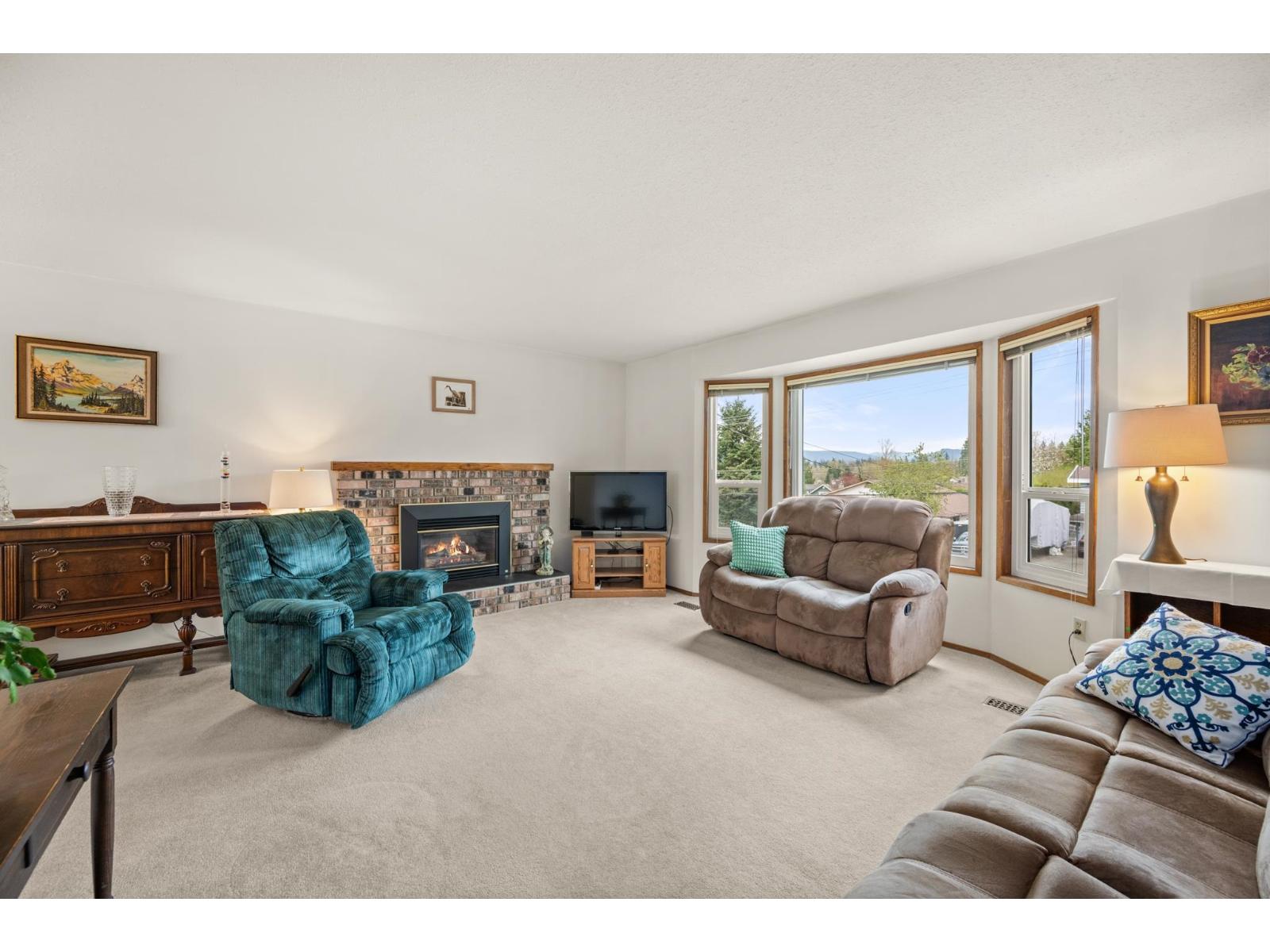 9315 213 Street, Langley, British Columbia  V1M 1Z6 - Photo 6 - R3112451