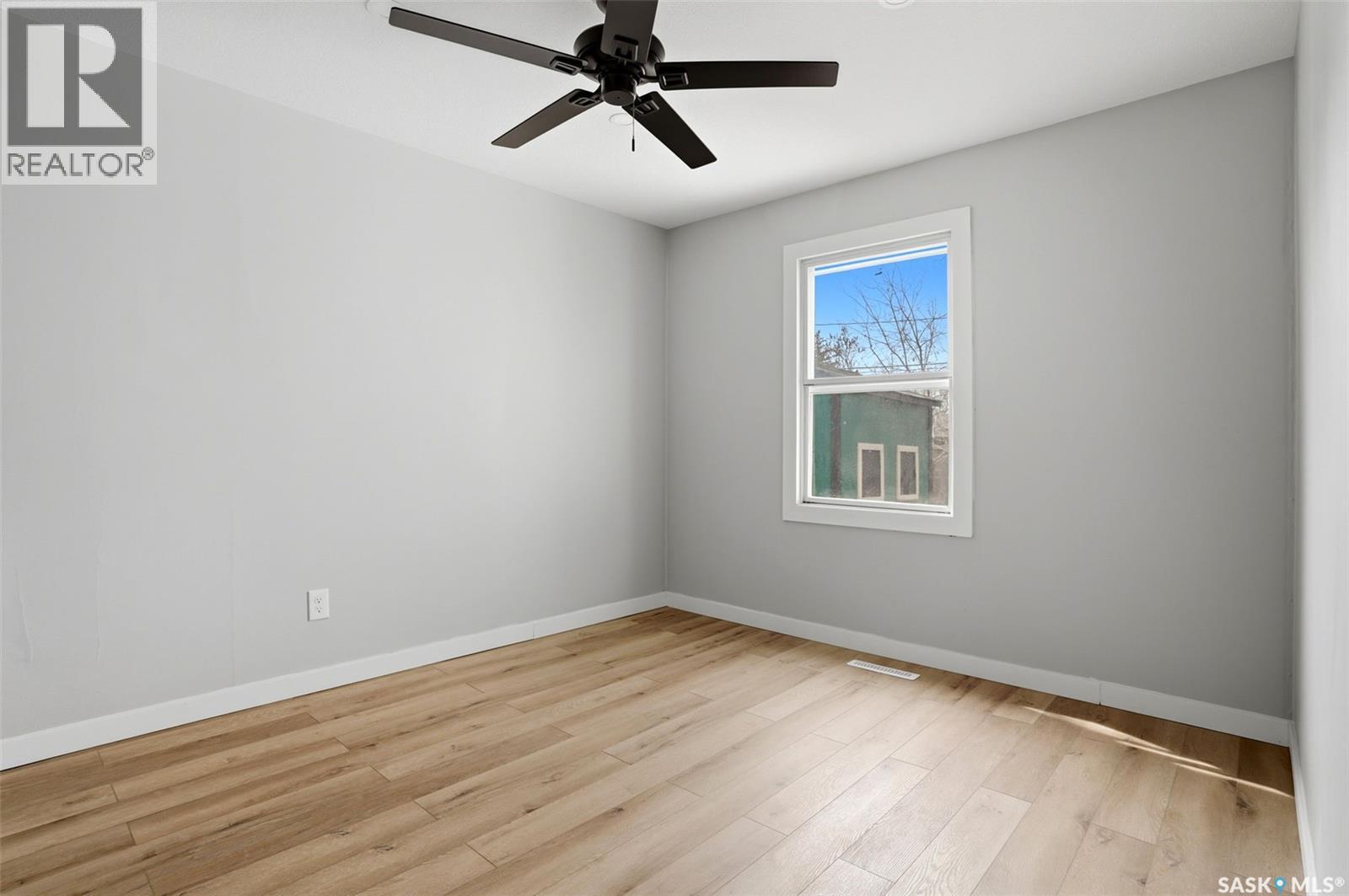 1736 Mcintosh Street, Regina, Saskatchewan  S4T 5C5 - Photo 11 - SK032834