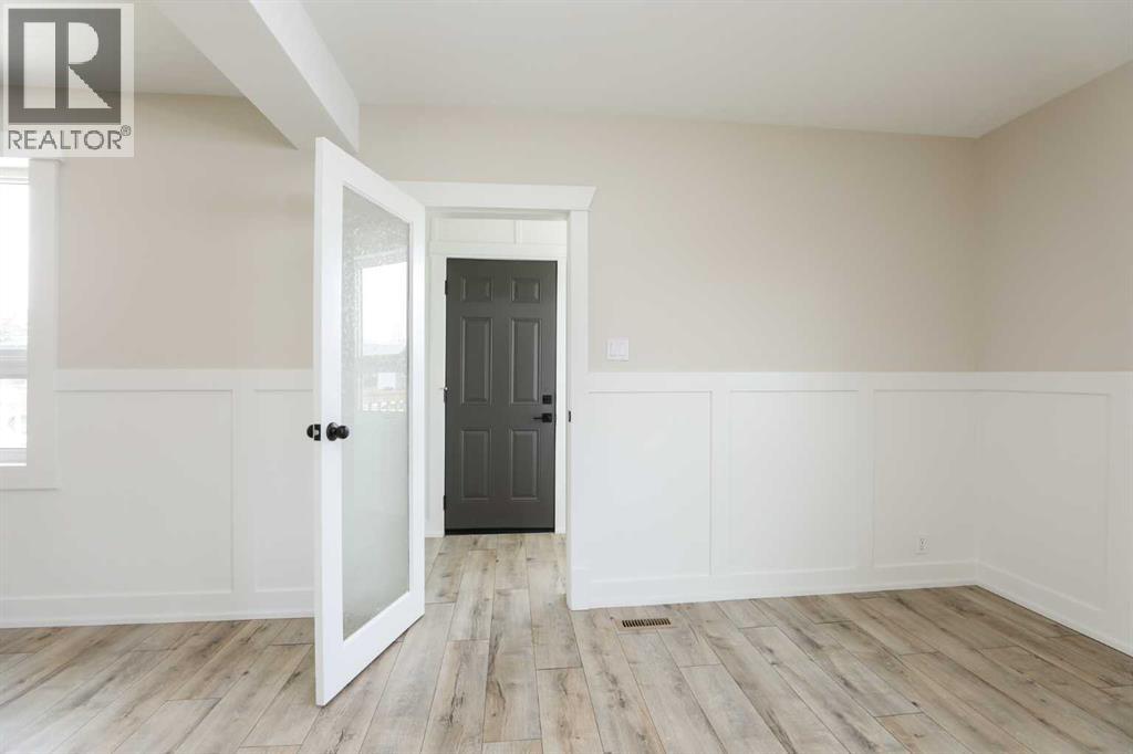 169 Heritage Road S, Magrath, Alberta  T0K 1J0 - Photo 3 - A2302465