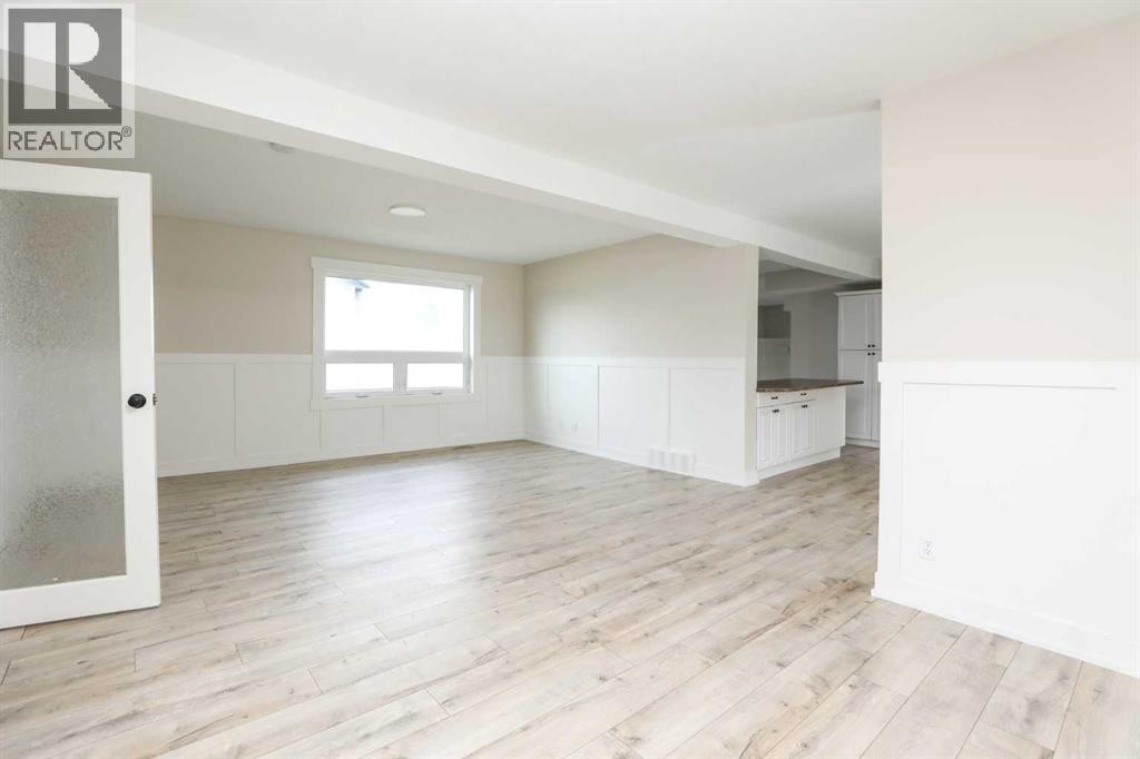 169 Heritage Road S, Magrath, Alberta  T0K 1J0 - Photo 6 - A2302465