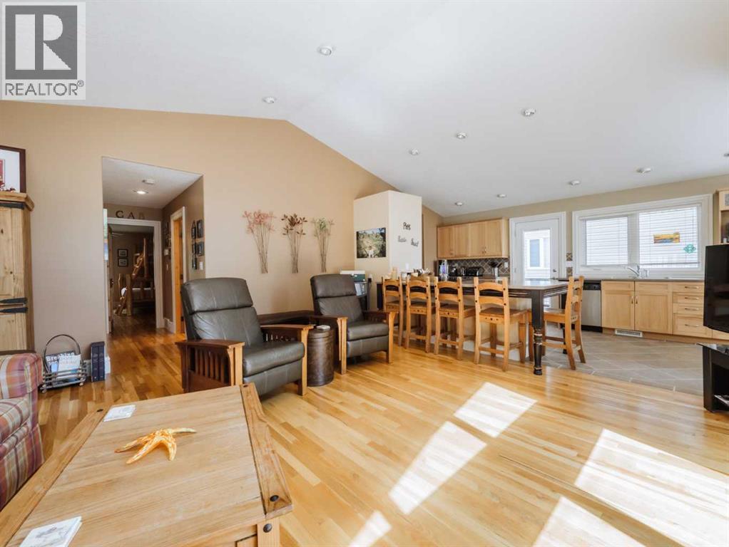 31 Lakeshore Drive, Sundance Beach, Alberta  T0C 2C0 - Photo 17 - A2293620