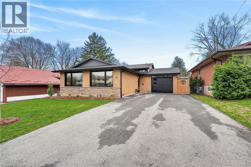 23 BRENLYN Court, Hamilton, Ontario