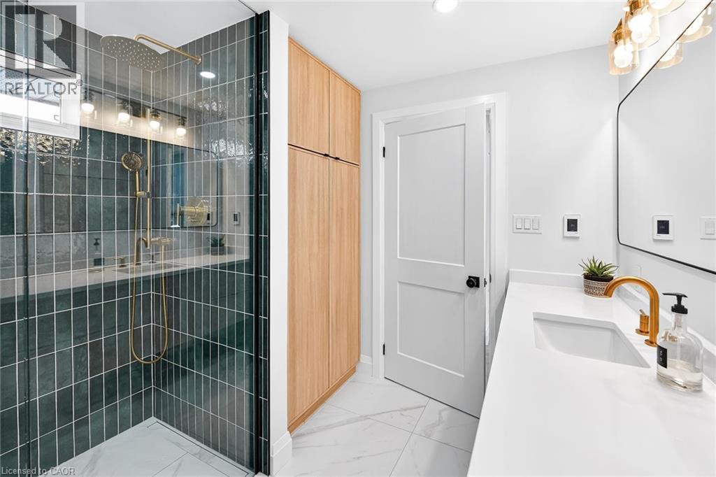 23 Brenlyn Court, Hamilton, Ontario  L9C 4N8 - Photo 21 - 40822243