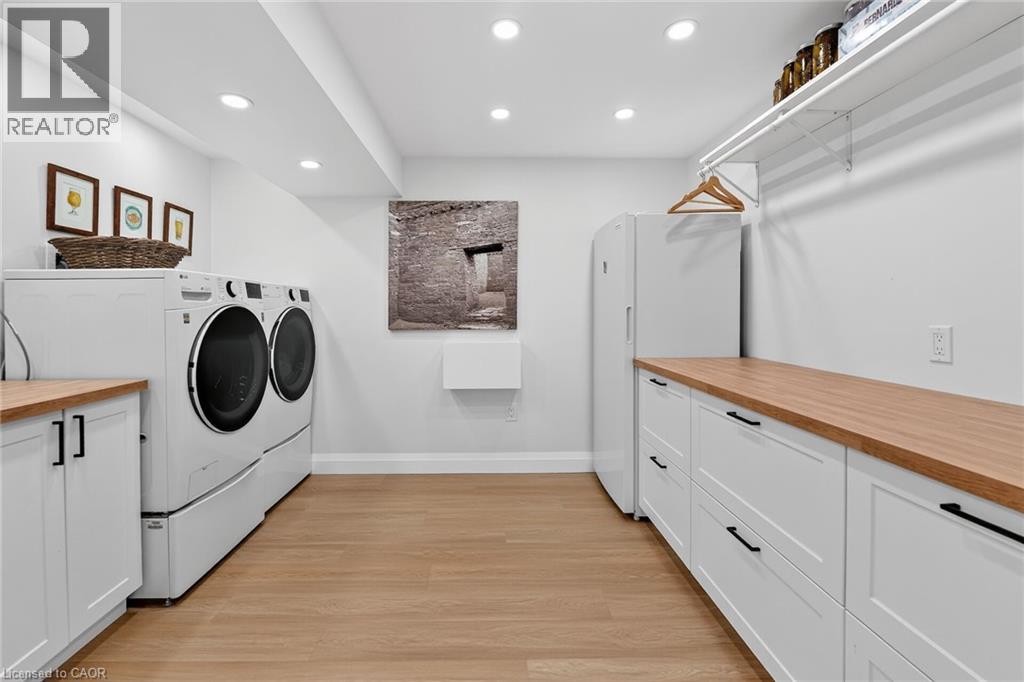 23 Brenlyn Court, Hamilton, Ontario  L9C 4N8 - Photo 31 - 40822243