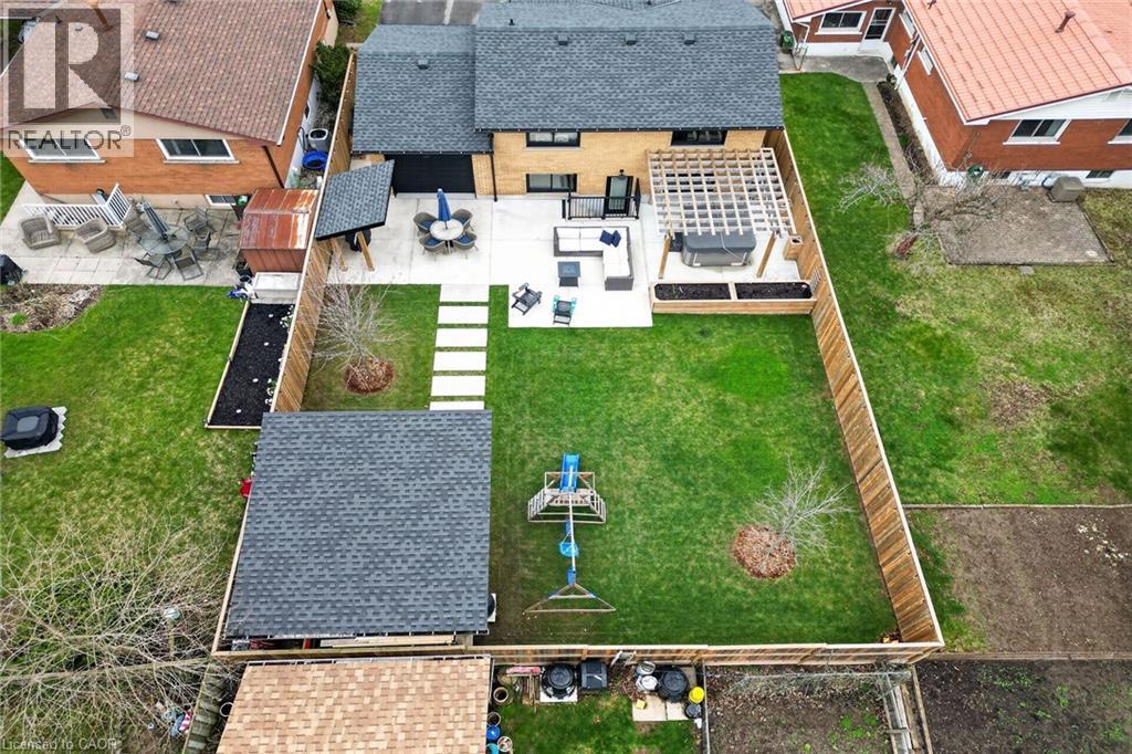 23 Brenlyn Court, Hamilton, Ontario  L9C 4N8 - Photo 32 - 40822243