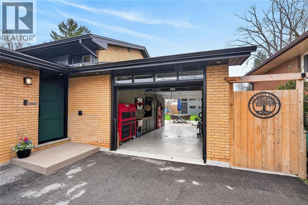 23 Brenlyn Court, Hamilton, Ontario  L9C 4N8 - Photo 34 - 40822243