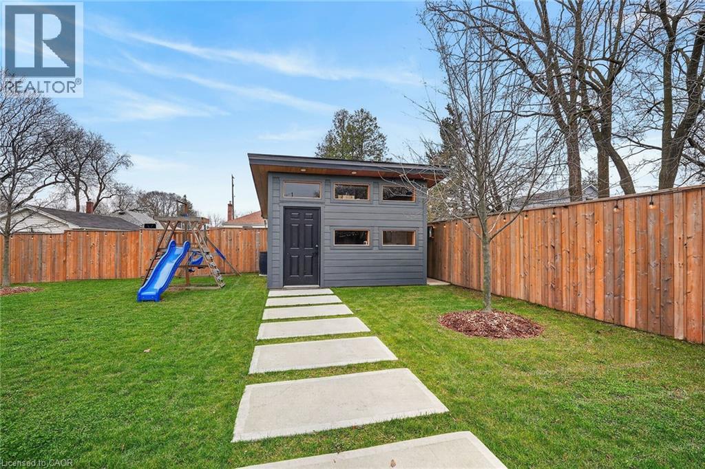 23 Brenlyn Court, Hamilton, Ontario  L9C 4N8 - Photo 37 - 40822243