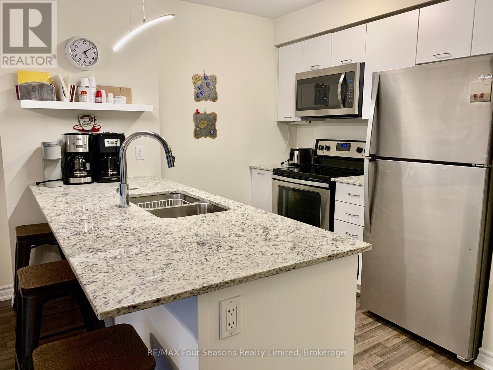 102 - 4 Cove Court, Collingwood, Ontario  L9Y 0Y6 - Photo 13 - S13018948