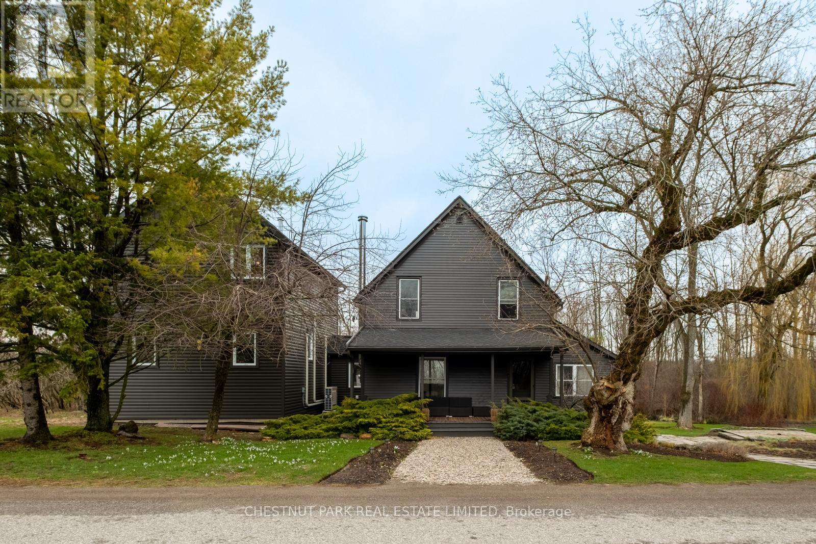 709 Old Milford Road, Prince Edward County (North Marysburg Ward), Ontario  K0K 2T0 - Photo 1 - X13018648