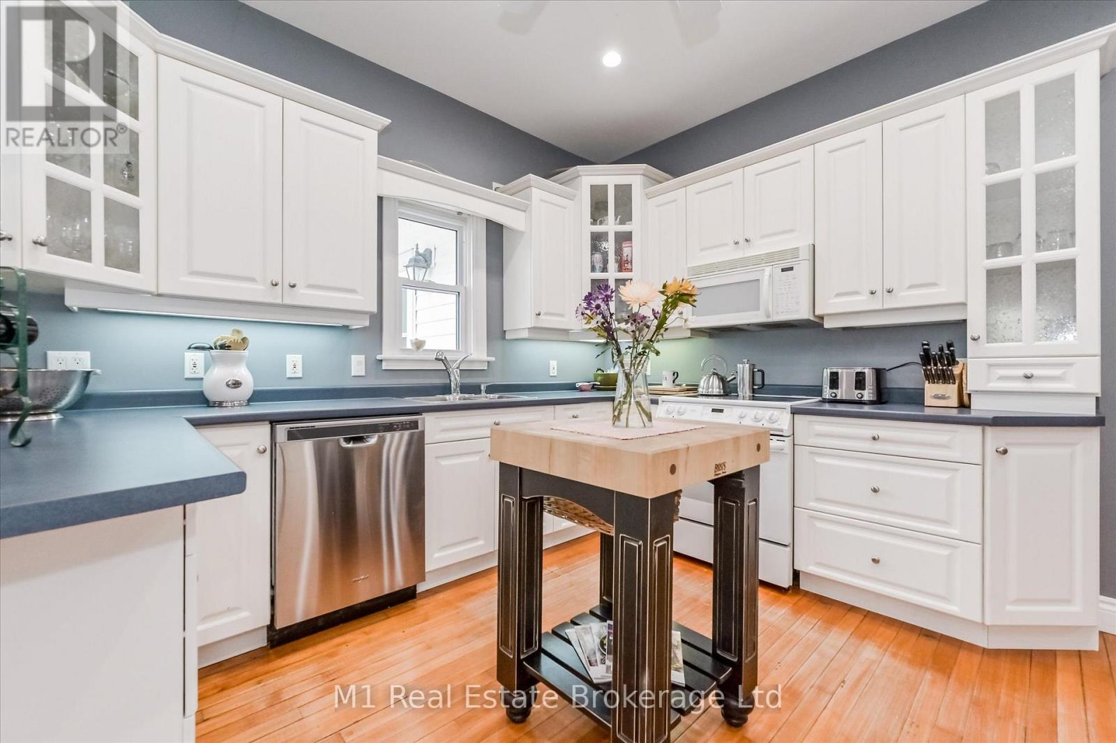 119 John Street W, North Huron, Ontario  N0G 2W0 - Photo 12 - X13018760