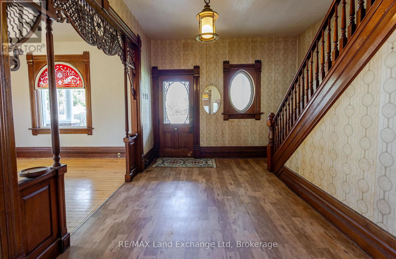 484 Queen Street, North Huron, Ontario  N0M 1H0 - Photo 11 - X13018890