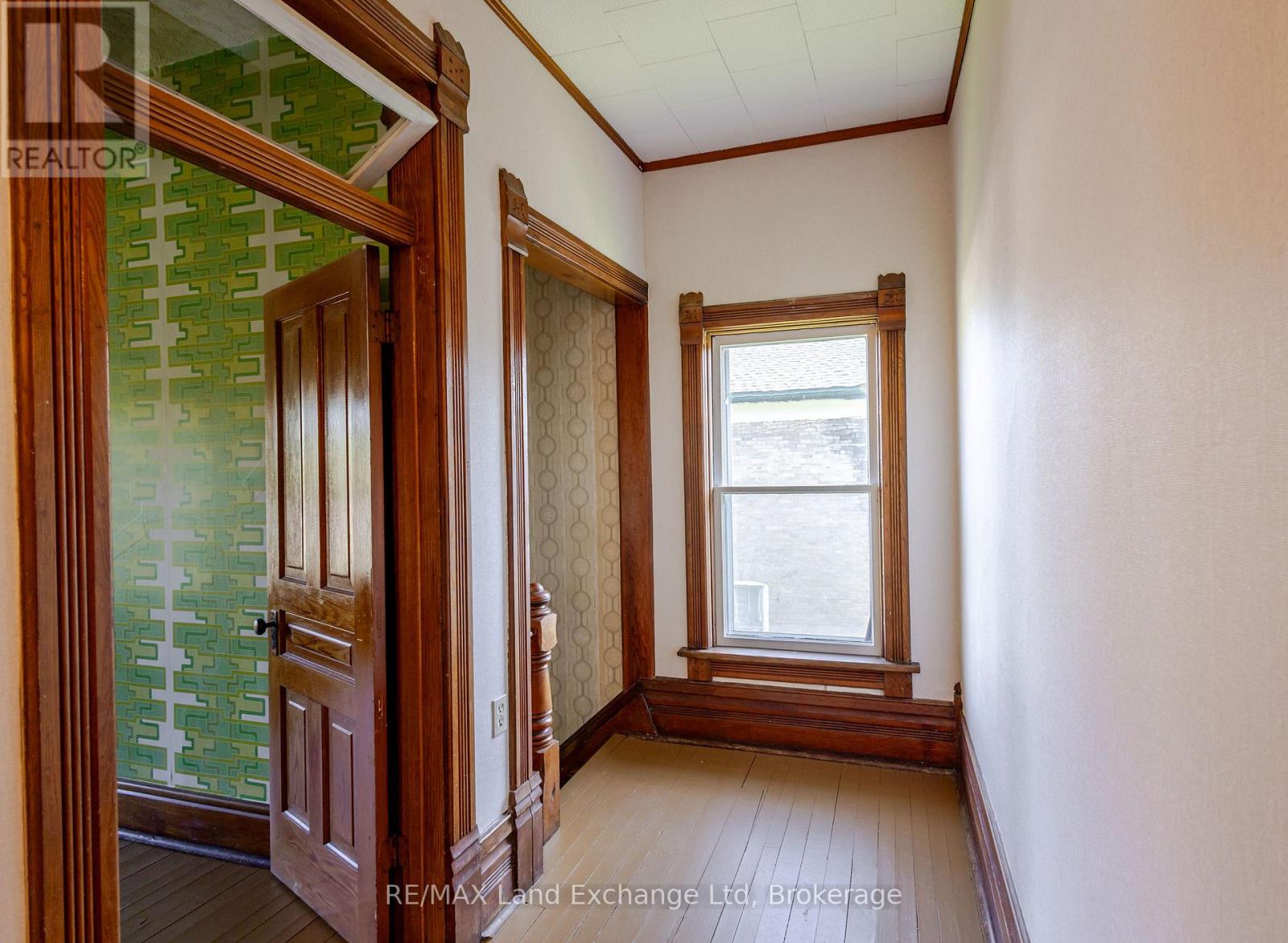 484 Queen Street, North Huron, Ontario  N0M 1H0 - Photo 28 - X13018890