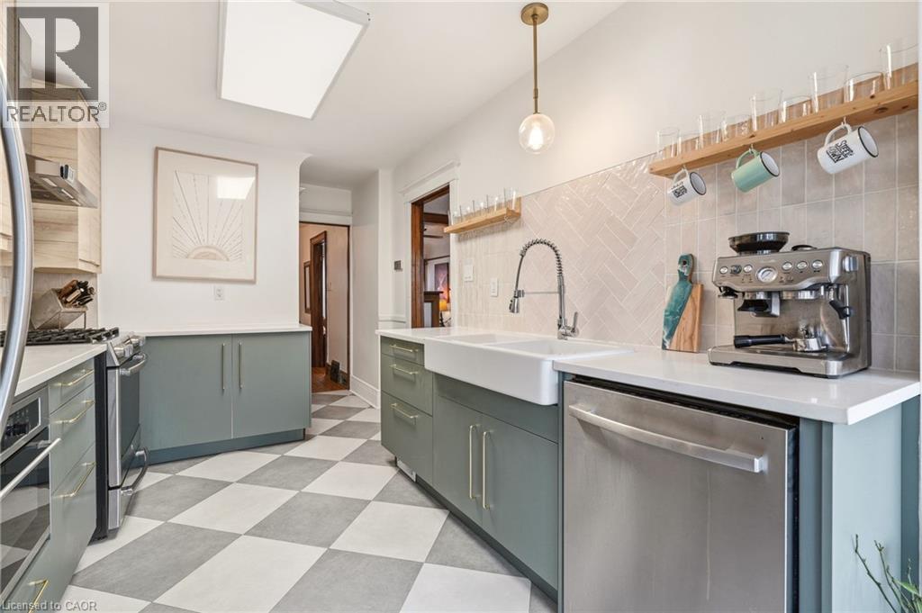 80 Weir Street N, Hamilton, Ontario  L8H 5E8 - Photo 11 - 40809337