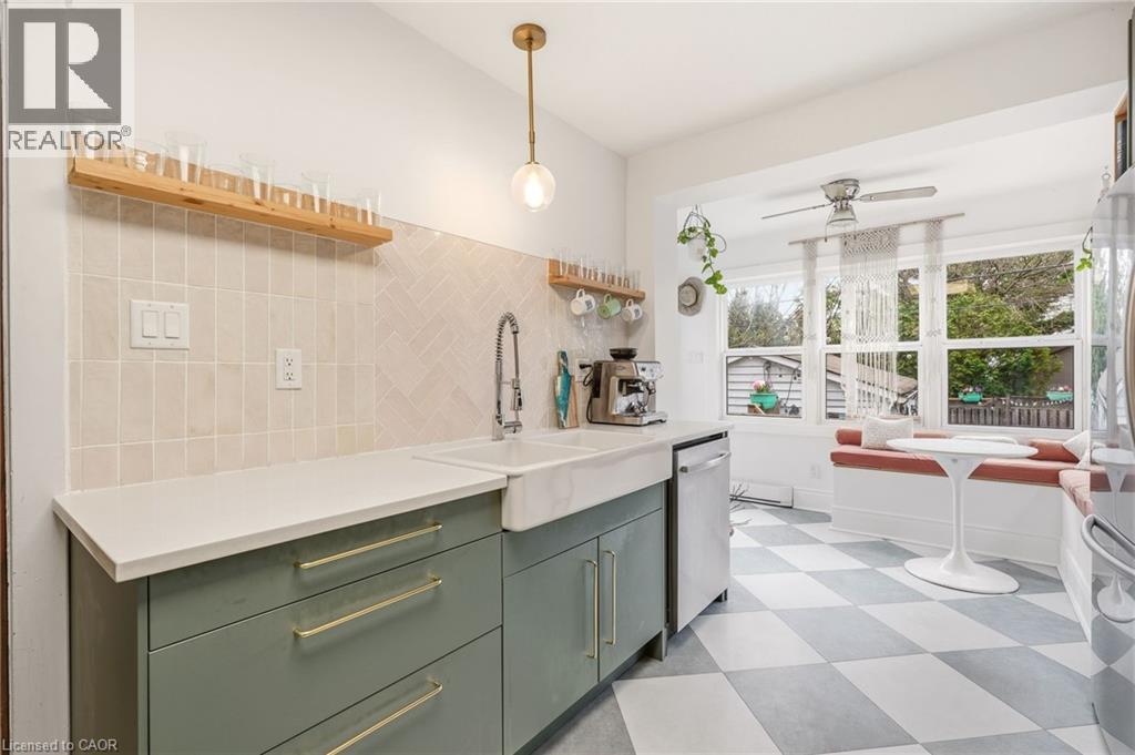 80 Weir Street N, Hamilton, Ontario  L8H 5E8 - Photo 12 - 40809337