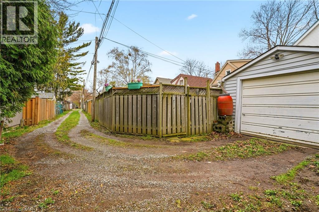 80 Weir Street N, Hamilton, Ontario  L8H 5E8 - Photo 46 - 40809337