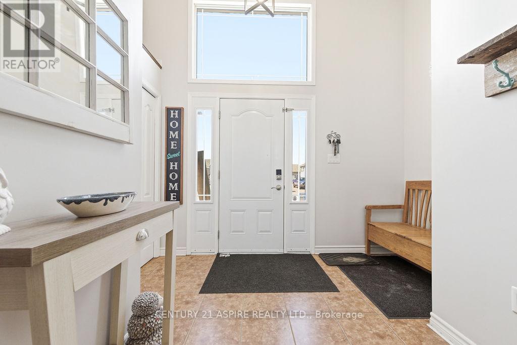 1015 Riverstone Trail, Petawawa, Ontario  K8H 0B3 - Photo 5 - X13018668