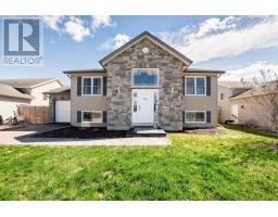 1015 RIVERSTONE TRAIL, Petawawa, Ontario