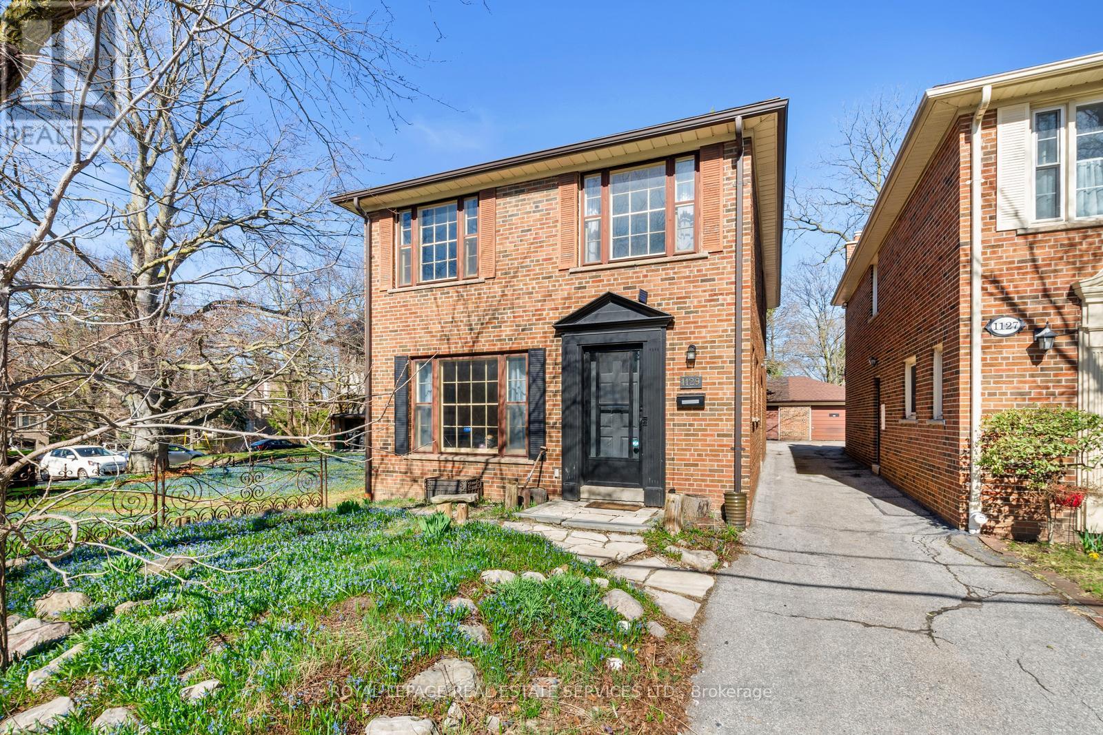 LOWER - 1129 MOUNT PLEASANT ROAD, Toronto, Ontario