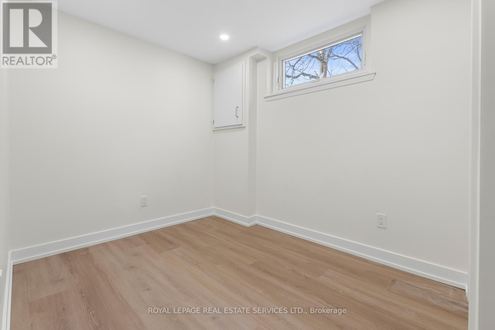 Lower - 1129 Mount Pleasant Road, Toronto, Ontario  M4P 2M8 - Photo 11 - C13018658