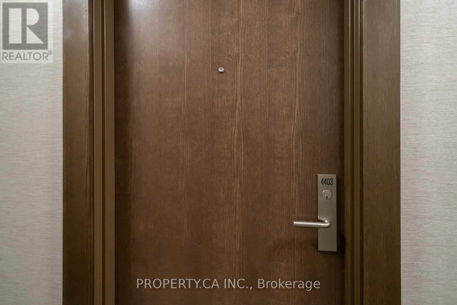 4403 - 386 Yonge Street, Toronto, Ontario  M5B 0A5 - Photo 28 - C13018750