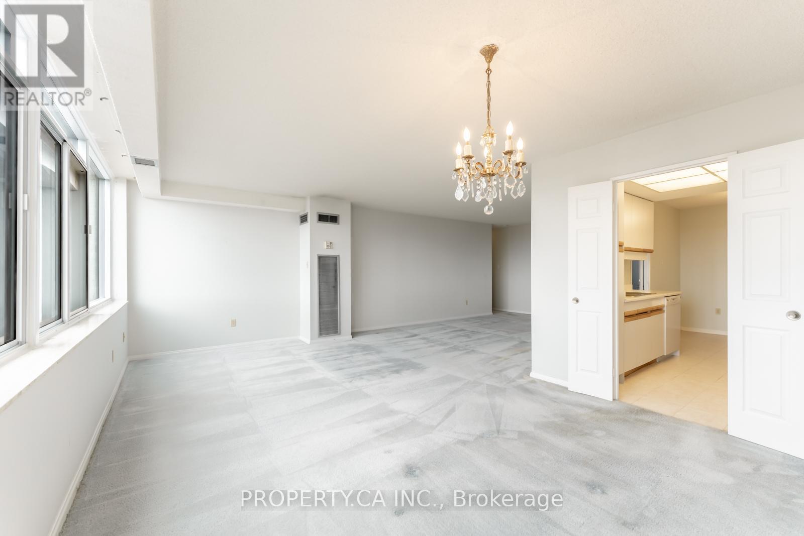 802 - 3000 Bathurst Street, Toronto, Ontario  M6B 3B4 - Photo 14 - C13018764