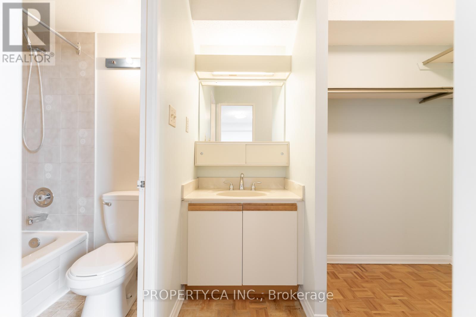 802 - 3000 Bathurst Street, Toronto, Ontario  M6B 3B4 - Photo 24 - C13018764