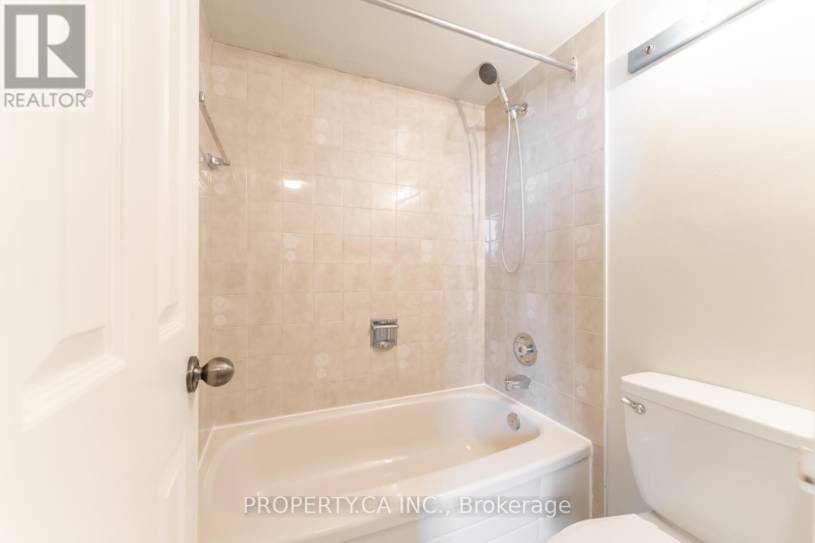 802 - 3000 Bathurst Street, Toronto, Ontario  M6B 3B4 - Photo 25 - C13018764