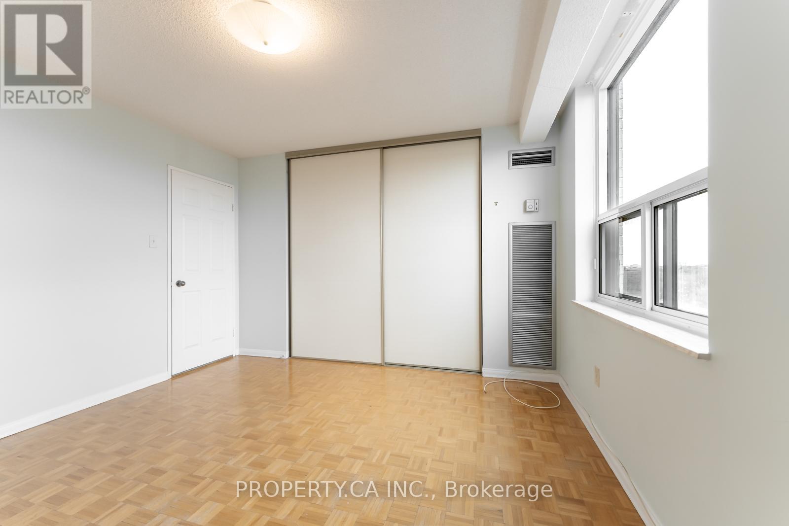 802 - 3000 Bathurst Street, Toronto, Ontario  M6B 3B4 - Photo 27 - C13018764