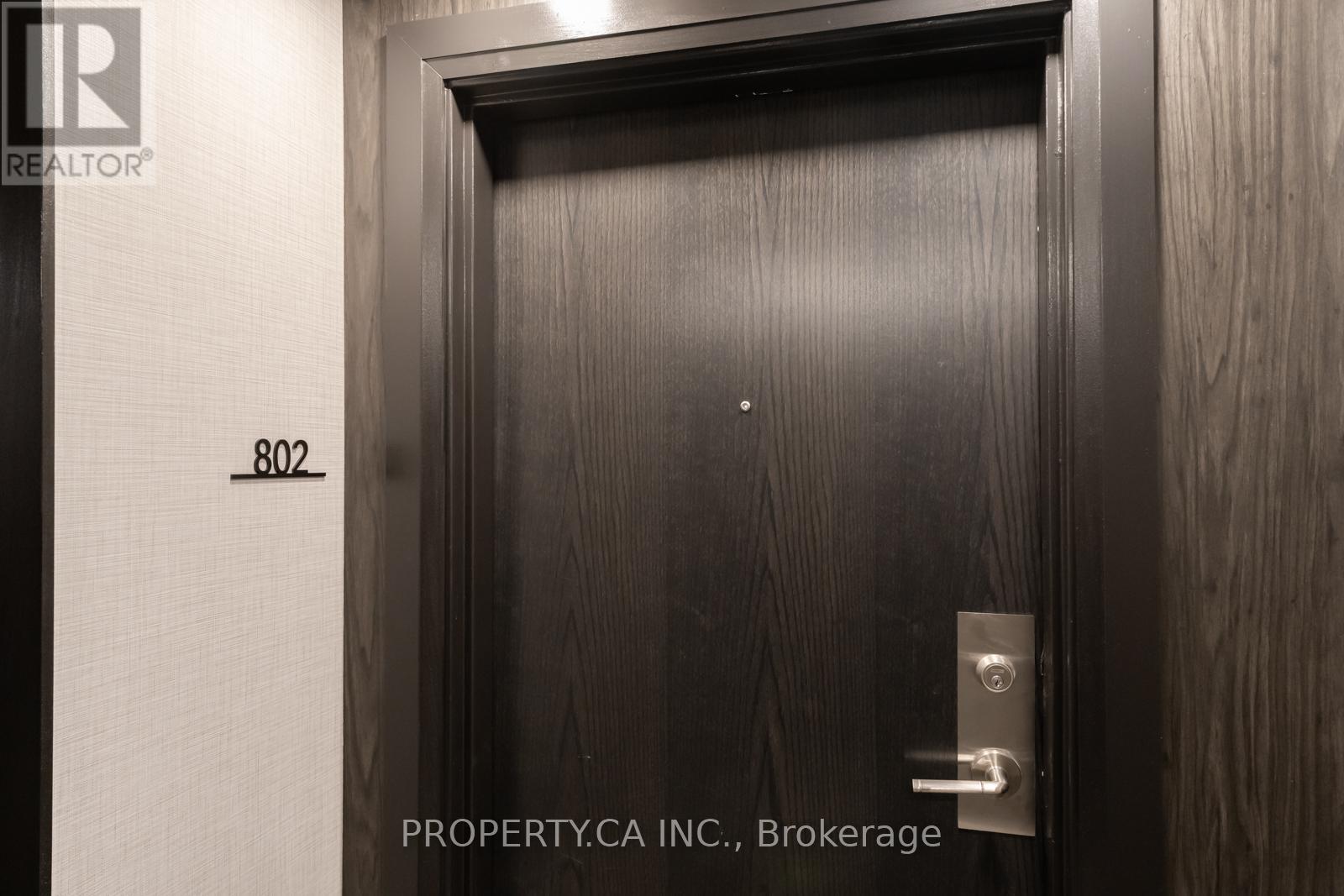 802 - 3000 Bathurst Street, Toronto, Ontario  M6B 3B4 - Photo 3 - C13018764