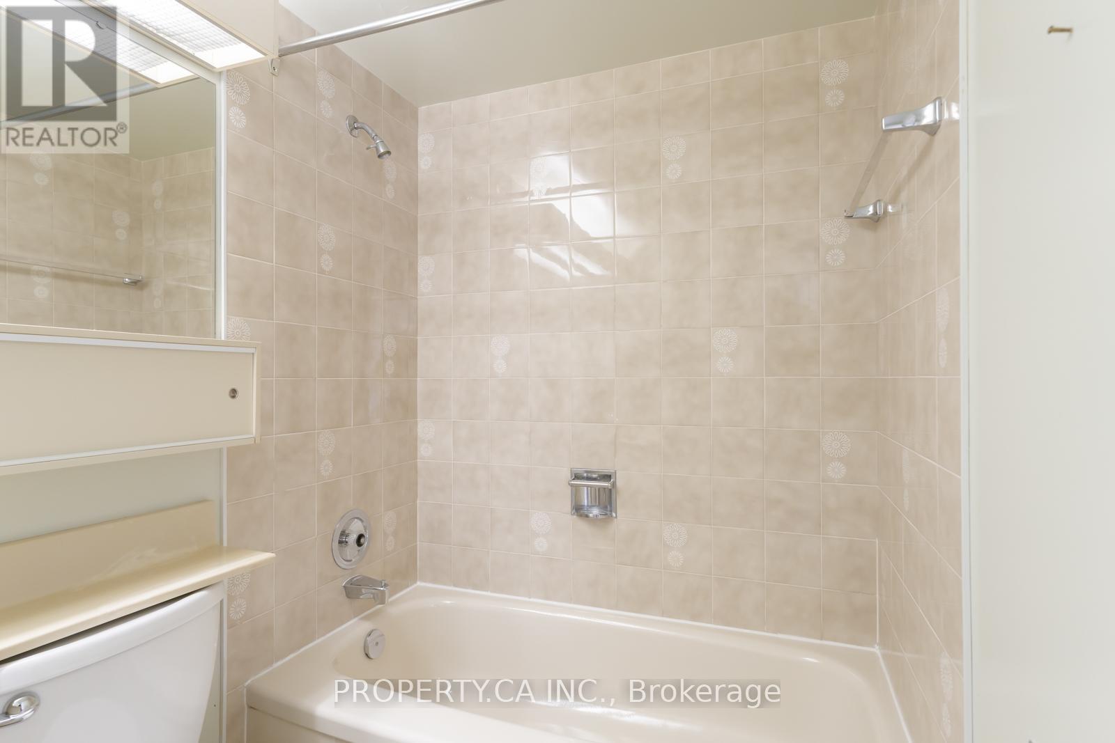 802 - 3000 Bathurst Street, Toronto, Ontario  M6B 3B4 - Photo 33 - C13018764